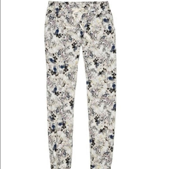 Aritzia Talula Joggers - Picture 1 of 4